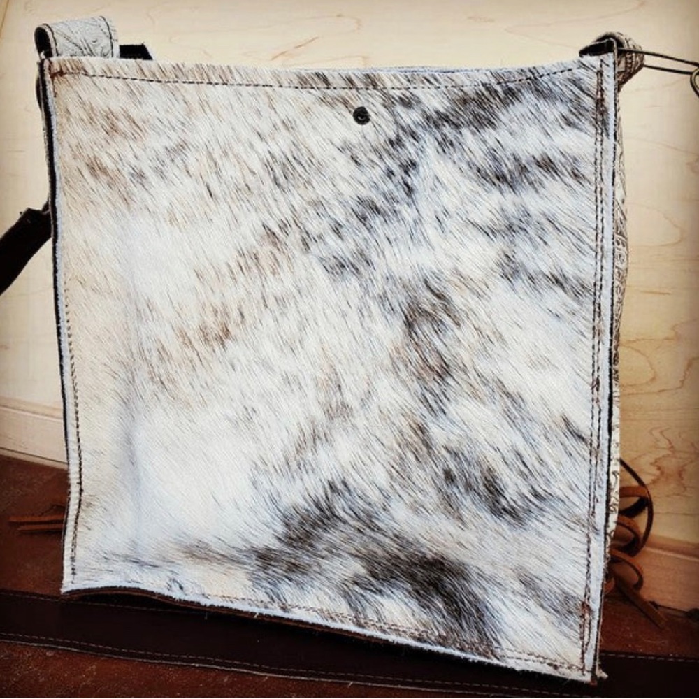 Cowhide and leather bag - Picture 2 of 4